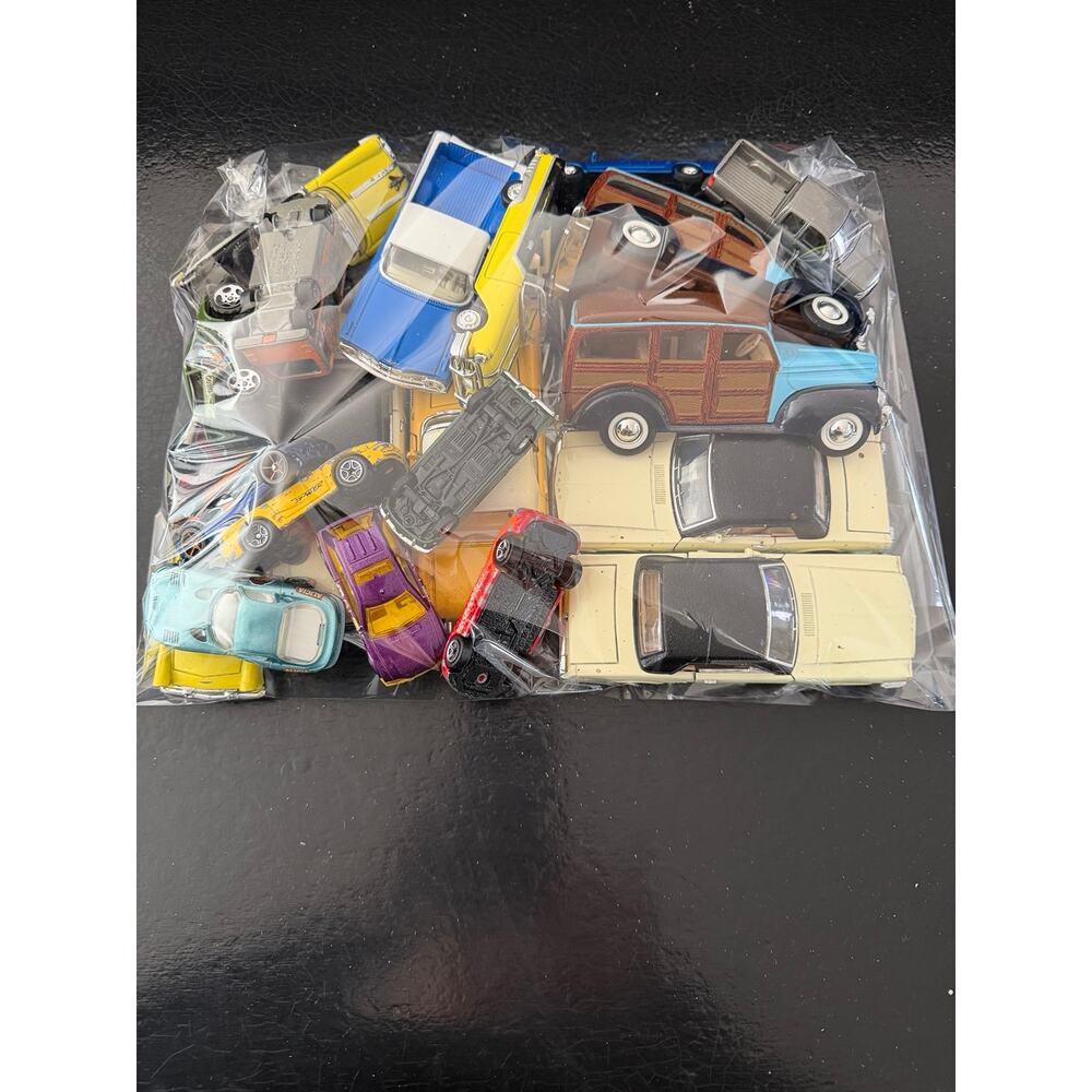 Vintage Diecast Toy Cars Lot – Mixed Models (Approx. 25+ Pieces)